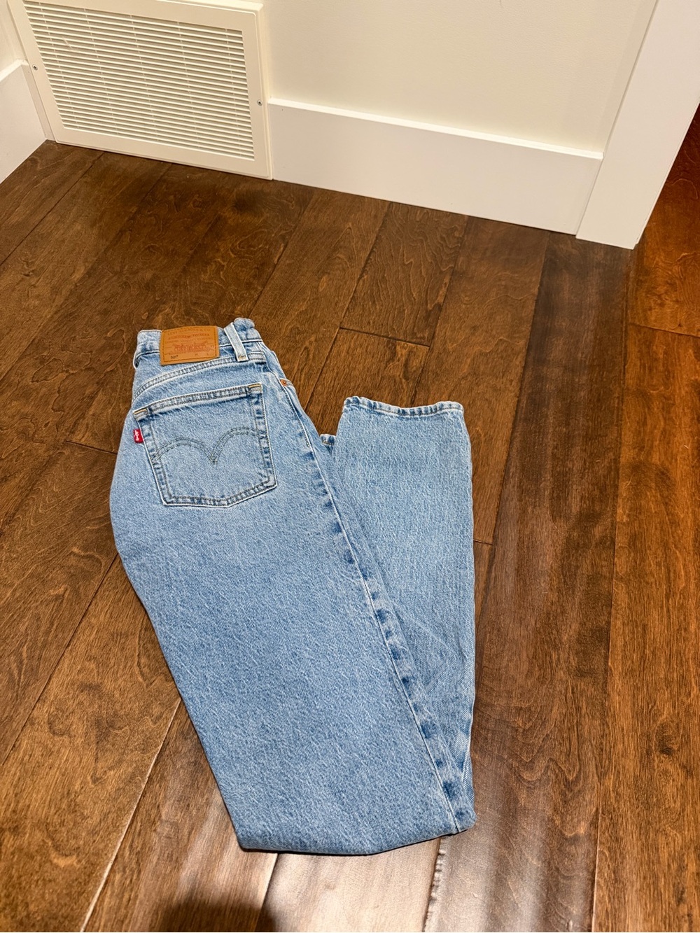Levi's Light Wash High-Rise Women's Jeans